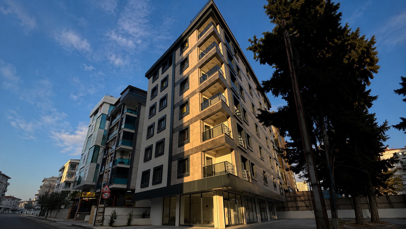 MALTEPE - TUGAY YOLU - ŞEKERLER APARTMANI